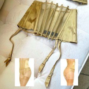 La Perla Graphique Gold Mesh Silk Garter Belt NWOT